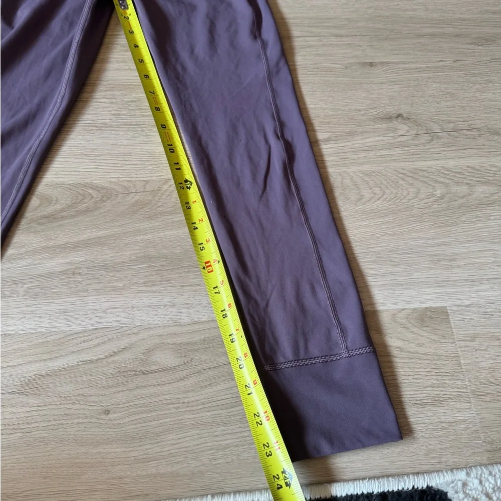 Purple Vuori daily leggings - Picture 4 of 4